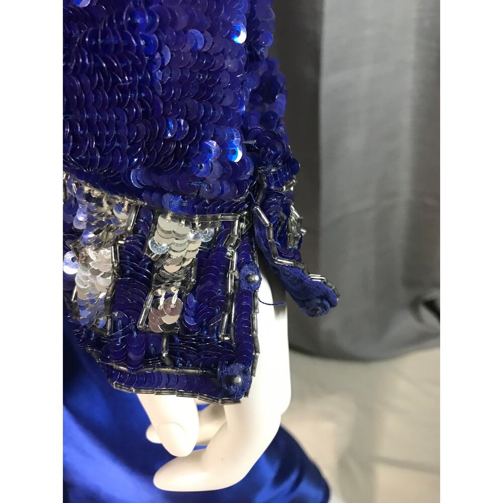 Vintage Judith Lieber Creations Blue and Silver Sequined Blouse Sz M - Picture 7 of 8
